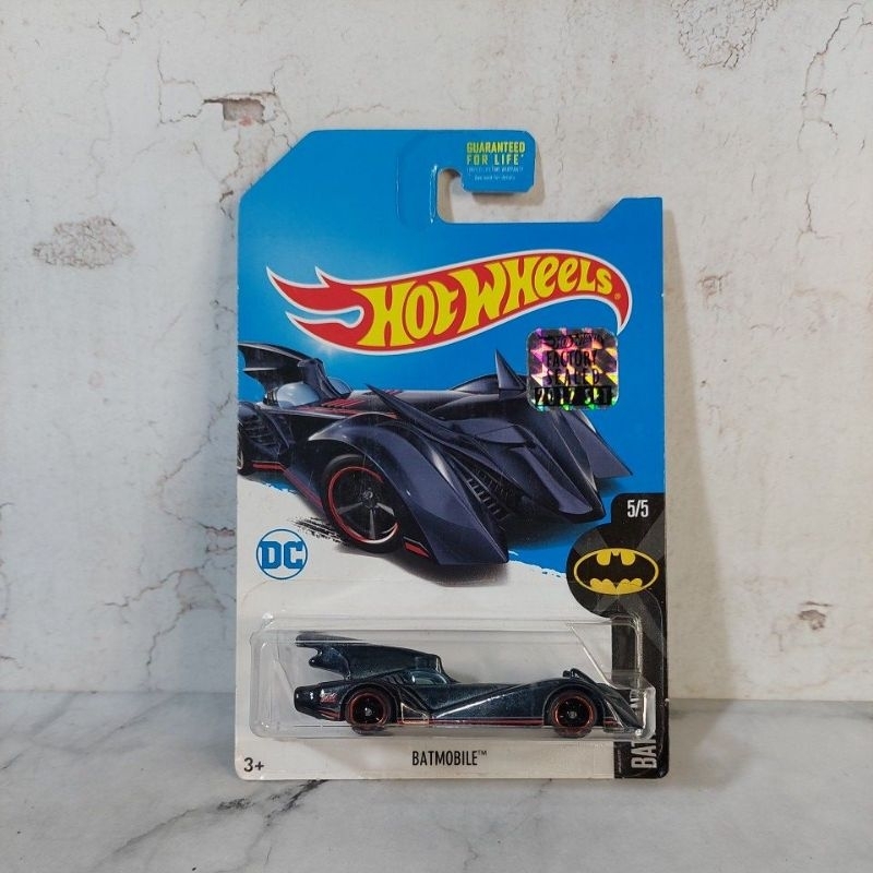 Hot Wheels Super Treasure Hunt ( THS ) Batmobile