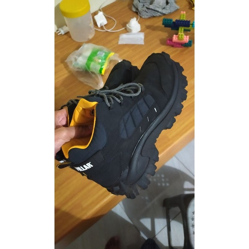 sepatu caterpillar boots resistor second preloved
