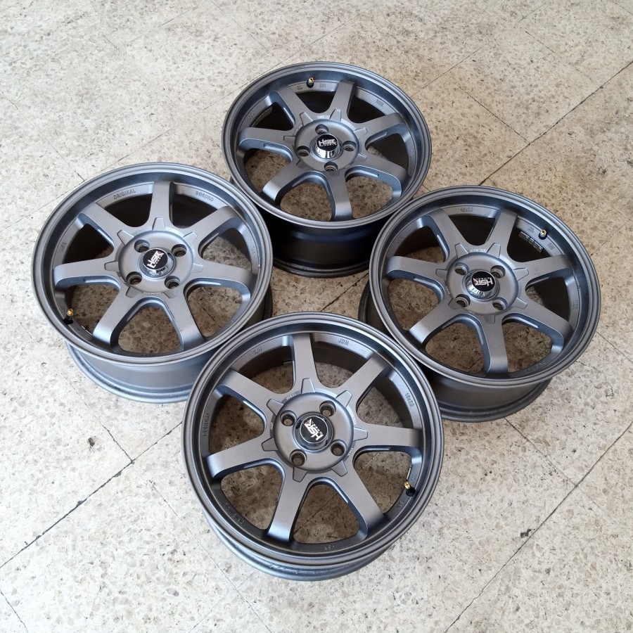 VELG MOBIL BEKAS R16 BAUT 4 BOROKO TJH R16X7 4X100ET42