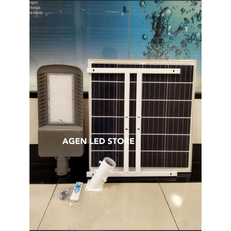 Lampu Jalan Solar Cell 300 Watt 300W Lampu Tenaga Surya 300 Watt 300 W Lampu jalan tenaga surya 300 