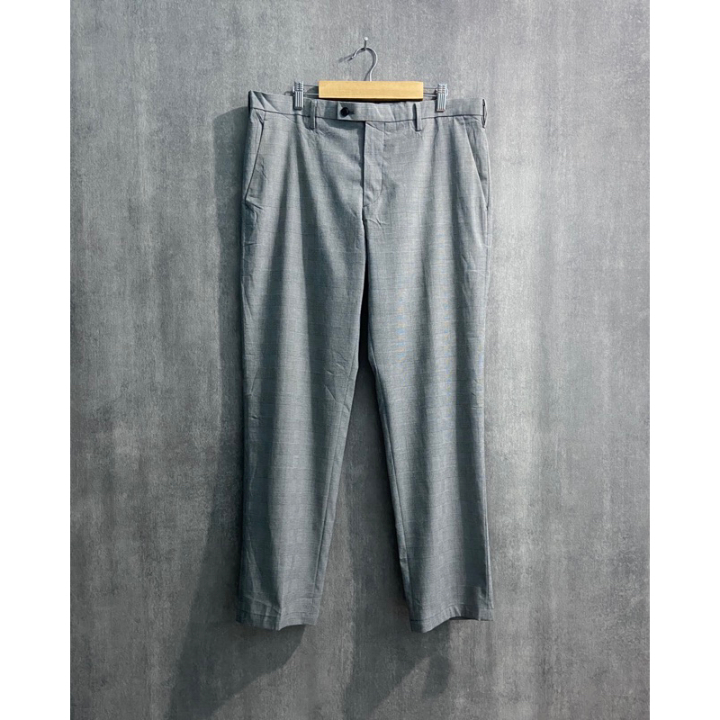 Work Pants UNIQLO Tartan / Celana Bahan Pria / Size 34
