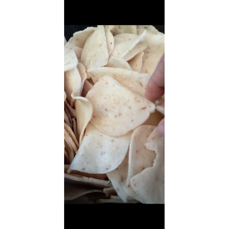 

krupuk udang besar mentah