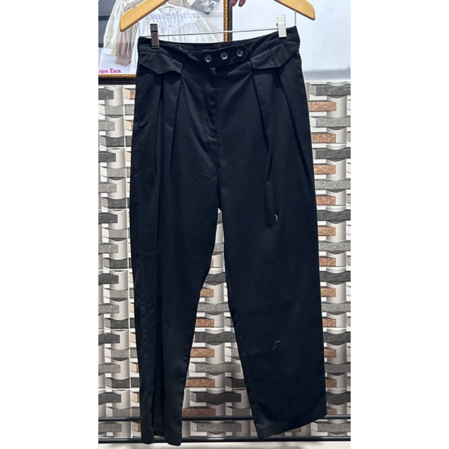 Preloved Celana Bahan Executive