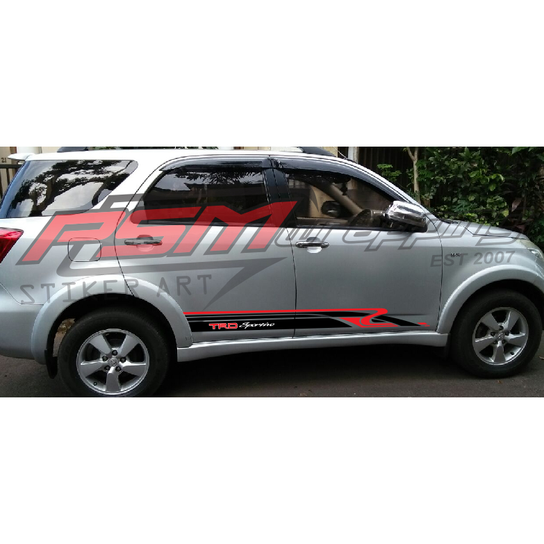 Stiker mobil toyota rush stiker body samping mobil rush stiker striping variasi mobil rush terios