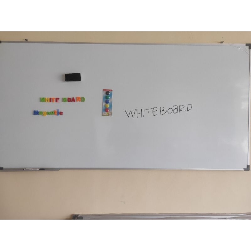 

IBR Papan tulis White board mading magnet gantung ukuran 90x180 cm//Papan pengumuman magnetic
