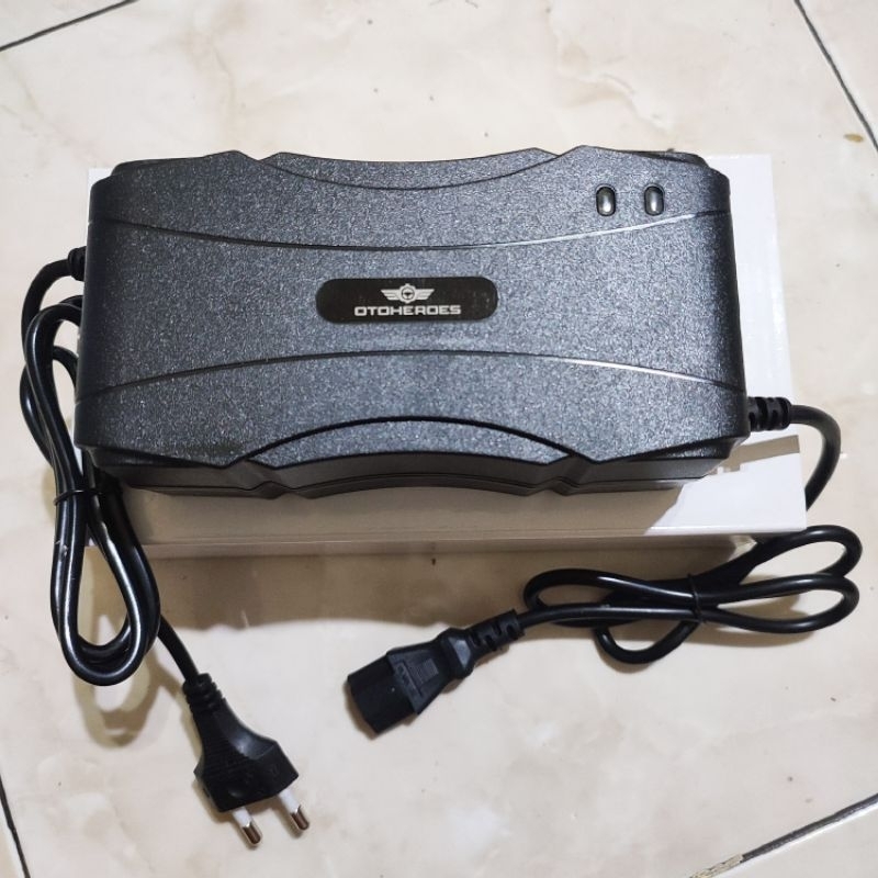 OTOHEROES 48V - 12Ah Charger / Alat Untuk Cas Aki Baterai Sepeda Motor Listrik / Skuter / Mainan Mob