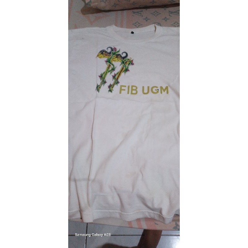 t-shirt FIB UGM 77