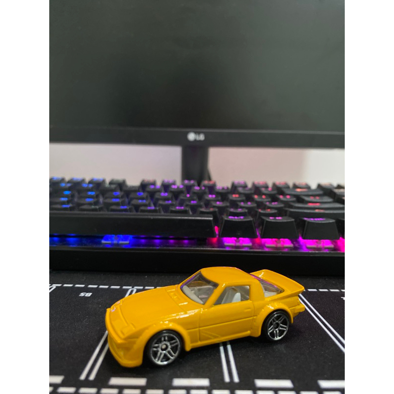 Hotwheels Mazda RX7 FC Custom
