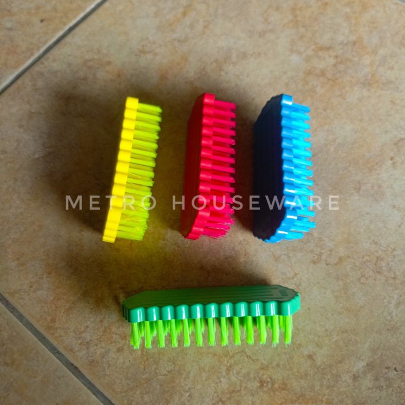 Sikat Baju Cuci Kain Brush Cucian Lantai Kamar Mandi Semir WC Serbaguna Plastik Bulu Nilon METRO HOU
