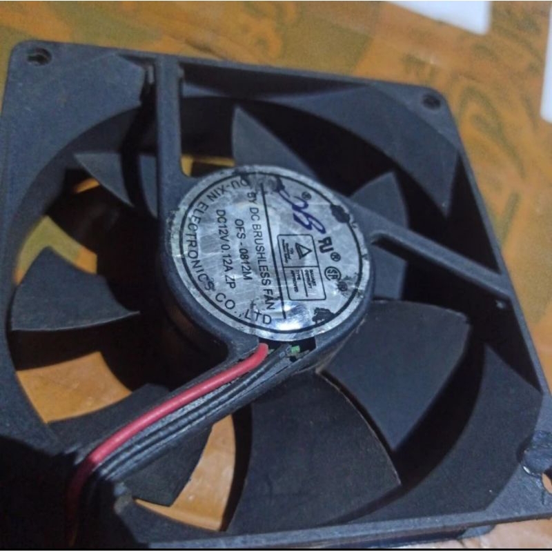 Kipas van 12v pendingin bekas cpu /pus