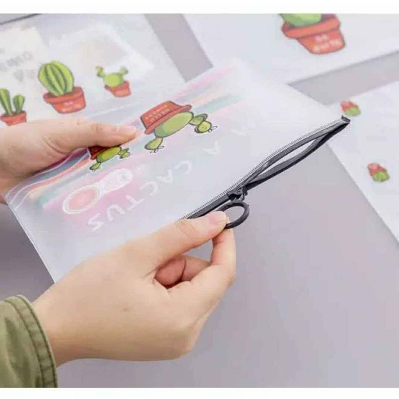 

SET PENA BTS FREE POUCH