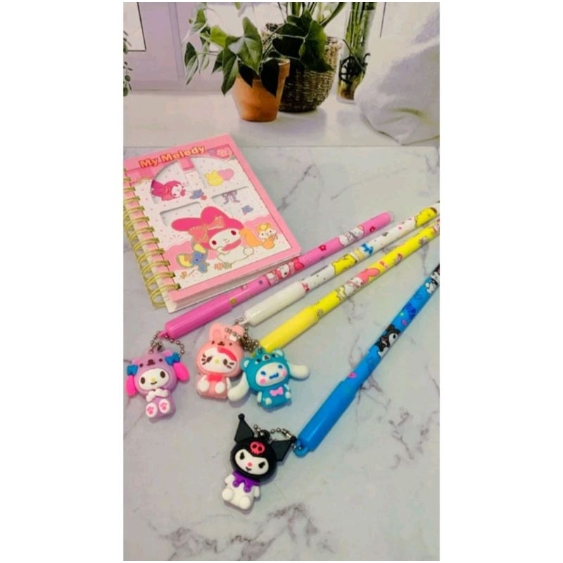 

Pulpen Gantungan boneka Sanrio Premium