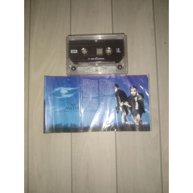 kaset pita matta band