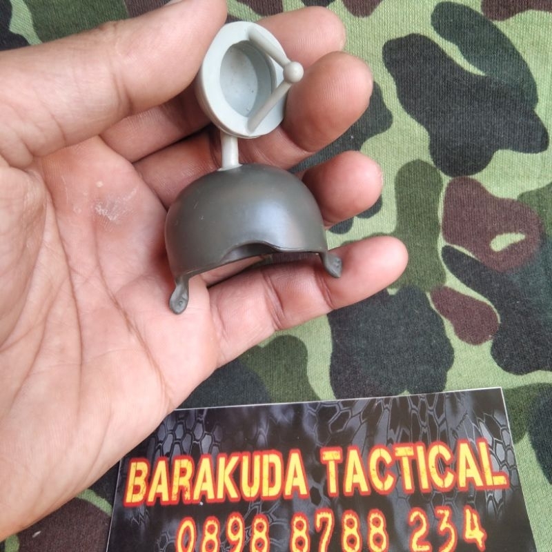 Helm Figure Tentara Army Man Helmet Radar Satelit Mini Figure Helm MGA Helm Tentara Jadul Kecil