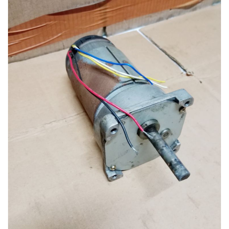 motor gearbox dc 19v 204rpm Toshiba japan