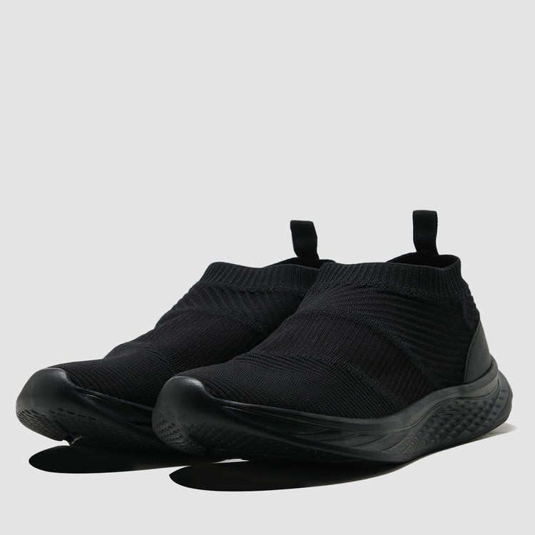 BRODO - Sepatu Husher All Black Full Black Series Sneakers Slip On Slop Flip Flop Original