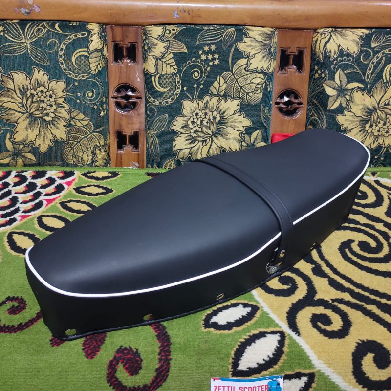 Jok vespa sprint / super / vbb / bajaj Aquila Model Rally