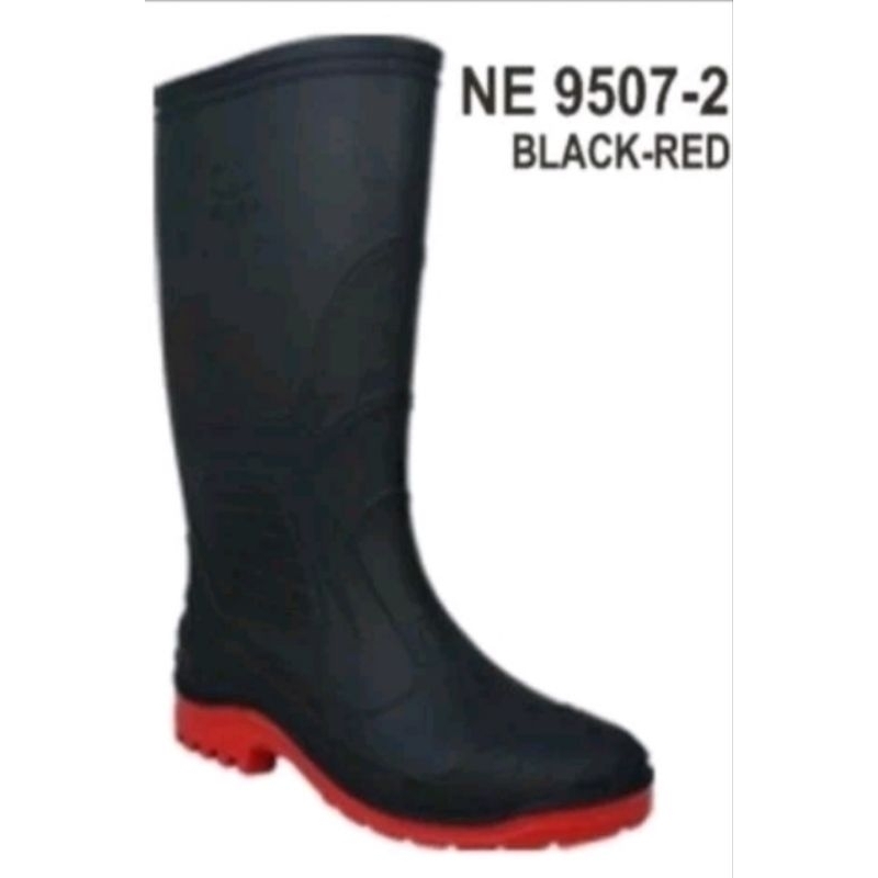 sepatu boots New Era
