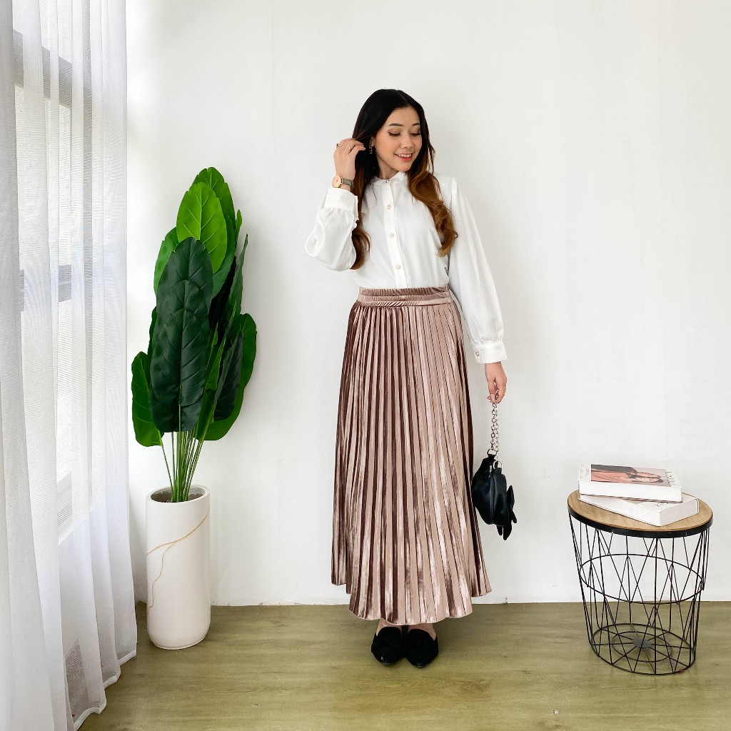 Rok Bludru Import (M12) / Rok Bludru Velvet Import