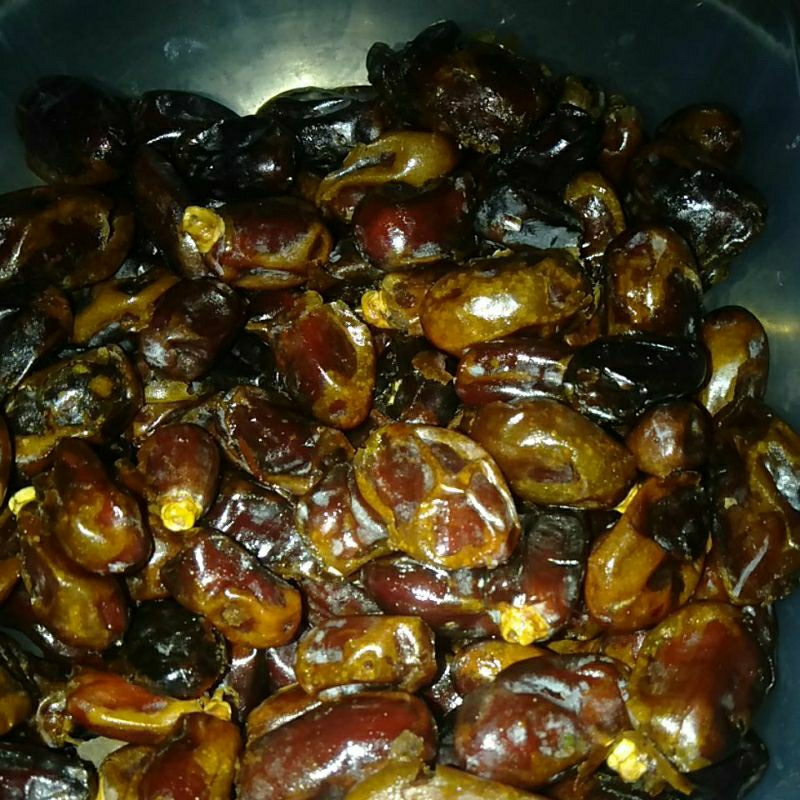 

Buah Kurma Manis kg