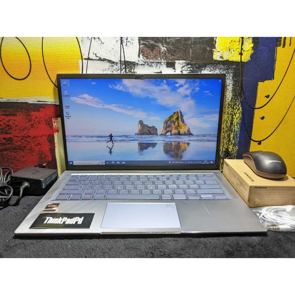 Laptop Gaming Asus ZenBook UX431DA Radeon Backlight AMD Ryzen 5 3500U Slim Ringan Murah