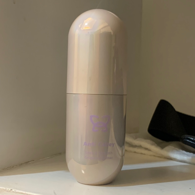 (preloved) primer mother of pearl