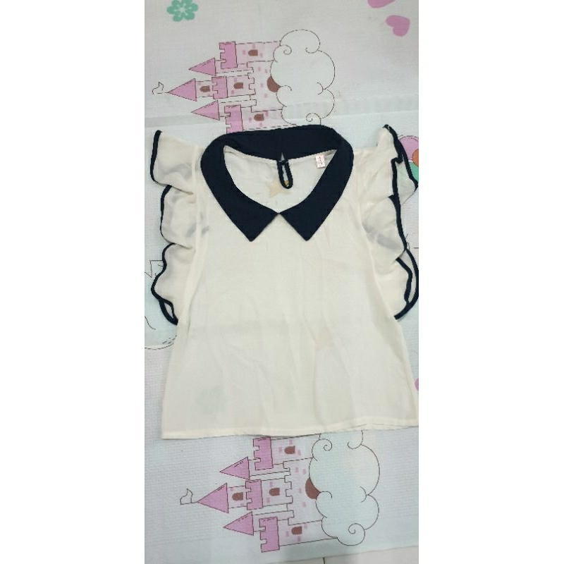 Blouse putih korea wanita