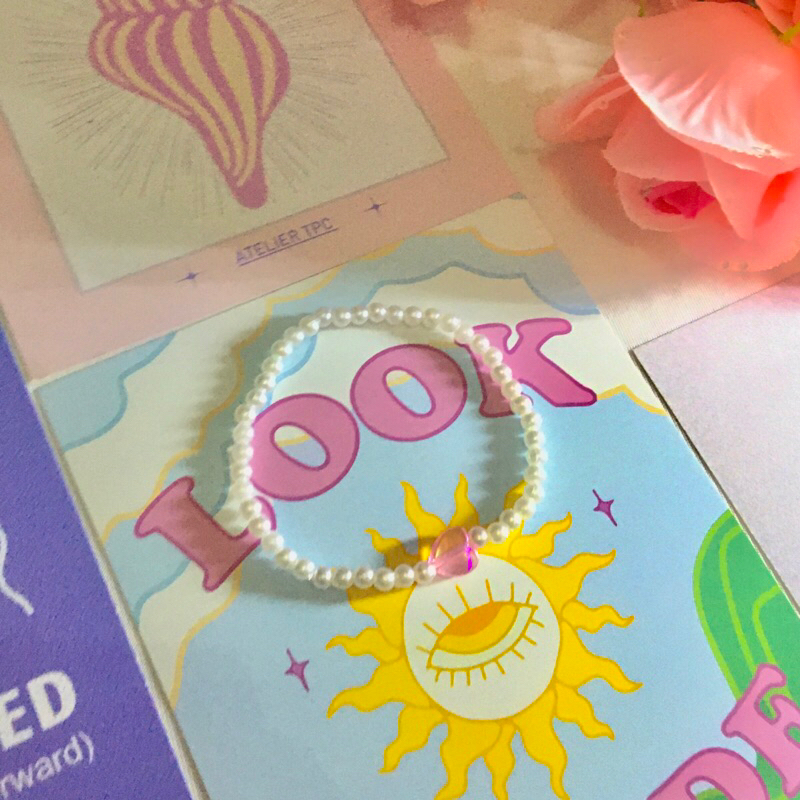 Pink love bracelet || Gelang manik-manik bentuk love mutiara