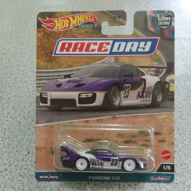 Hot Wheels Race Day Porsche 935