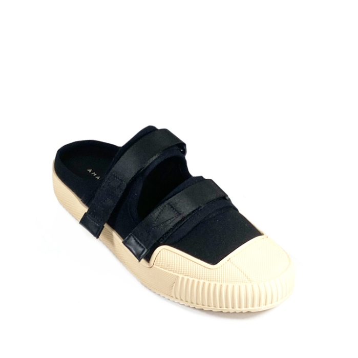Amanda Jane's Slip On Podrick-X24006