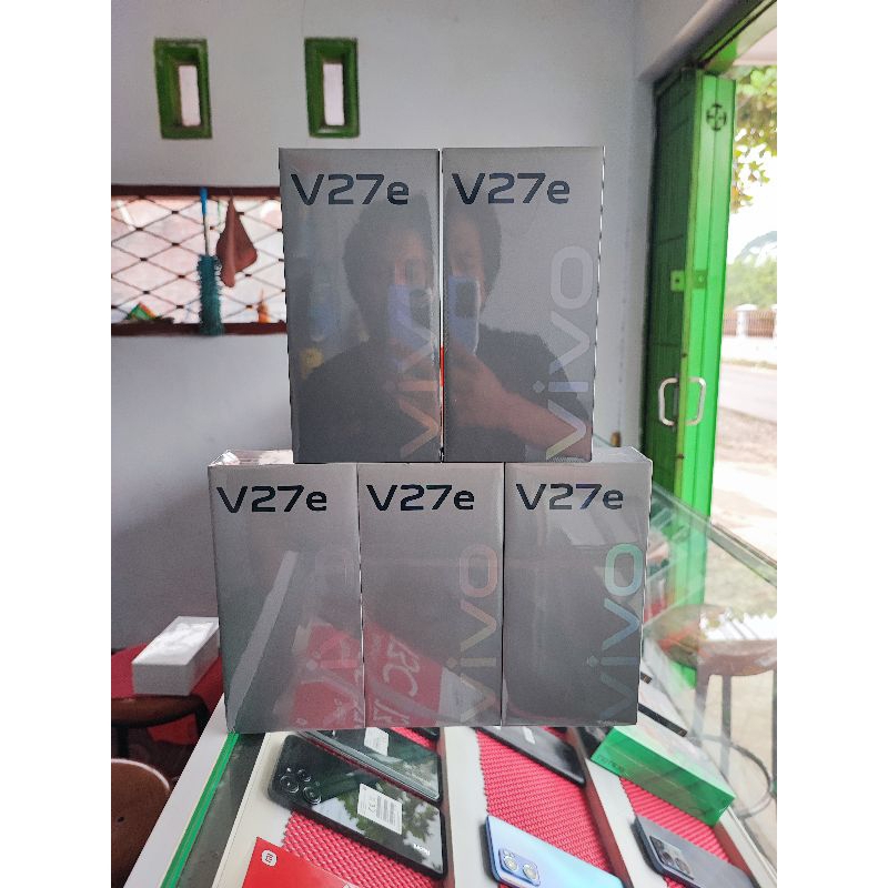 Vivo v27e ram 8/256 baru garansi resmi fresh