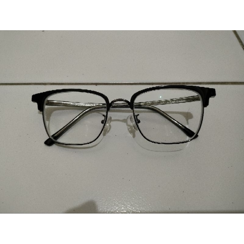 Kacamata owl eyewear model clip on