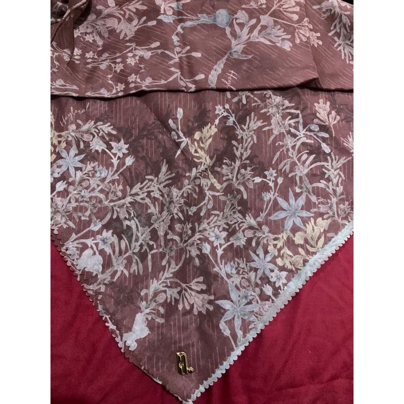 Scarf Heylocal Lathika