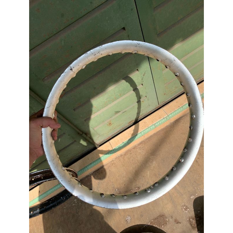 velg comet uk 160 R17