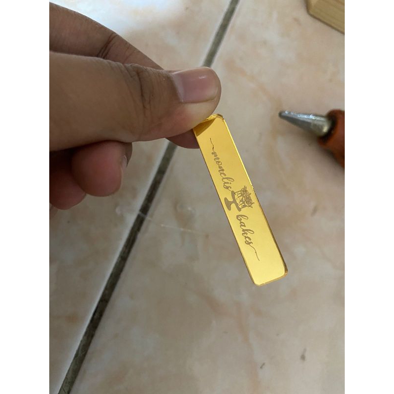 

label akrilik label brand label label baju label hijab 100 pc