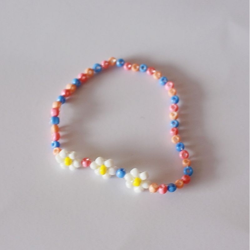 Coral Daisy Bracelet
