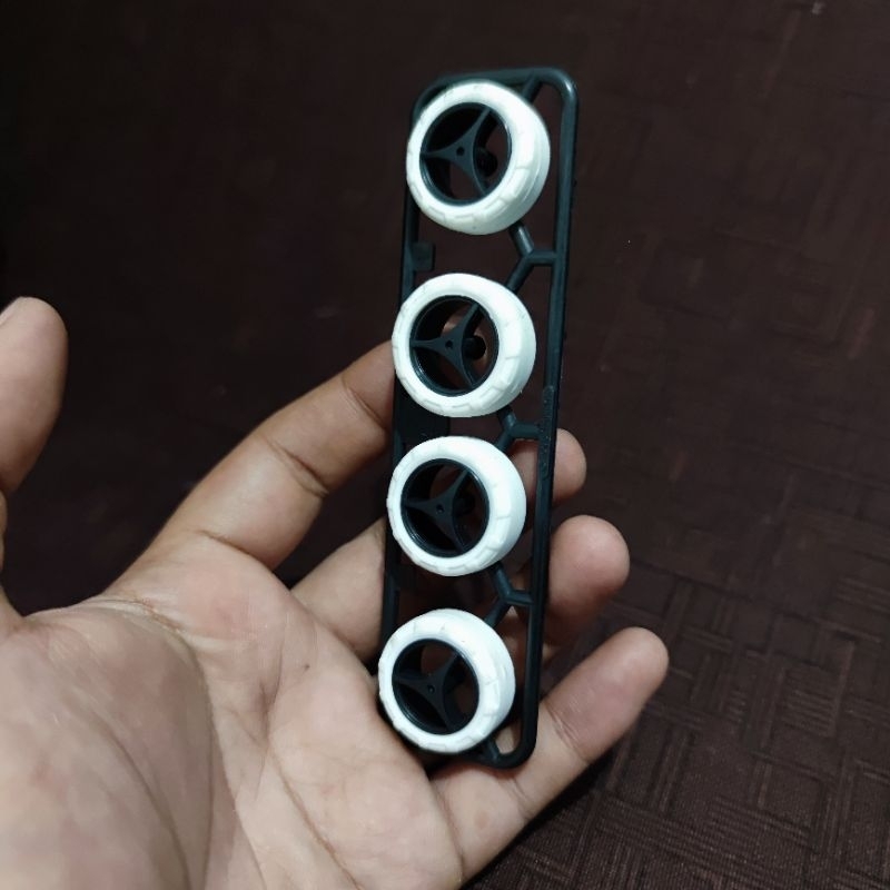 TAMIYA VELG SMALL 3 SPOKE CARBON PA-CF BAN HARD ORIGINAL 94824