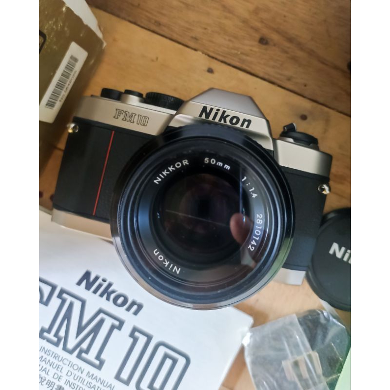 Nikon FM10 Lensa 50mm F 1.4