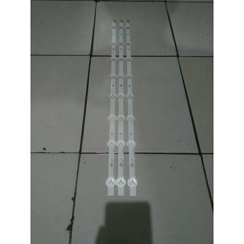 Toshiba 29PB201EJ lampu backlight tv satu set