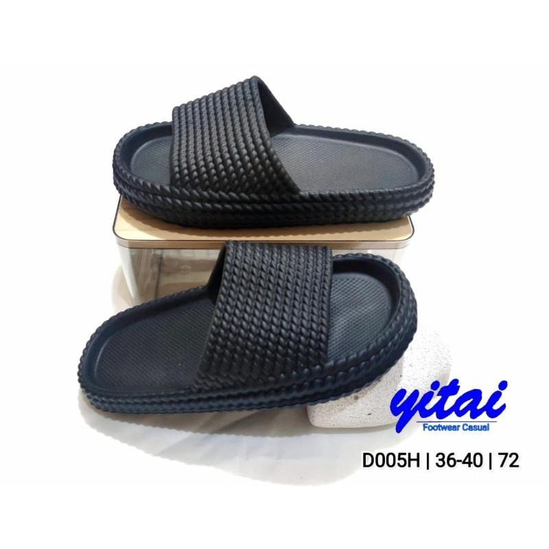 YITAI D005 HITAM SANDAL SLOP CEWE TERBARU SANDAL RUMAHAN