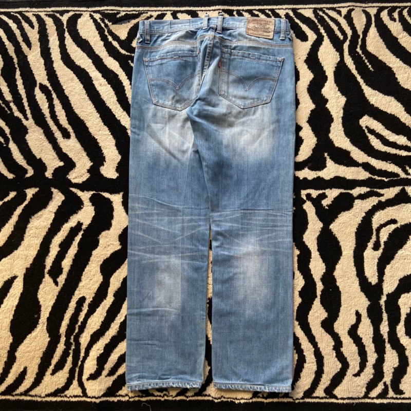 jeans second fading levis