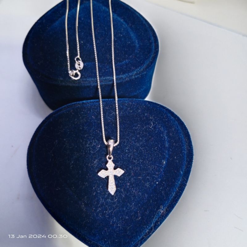 kalung italy kaca+liontin salib mata