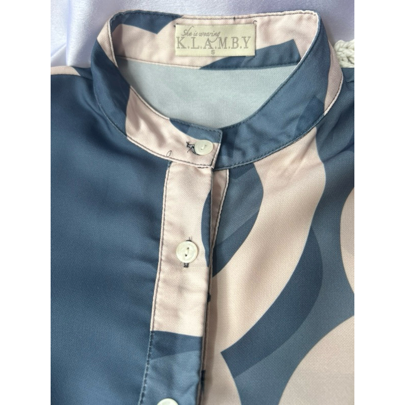 Classic Monogram Blouse Wearing Klamby Preloved