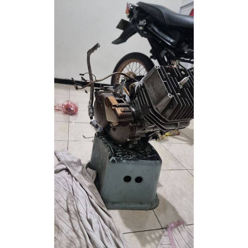 mesin engine 125z hidup
