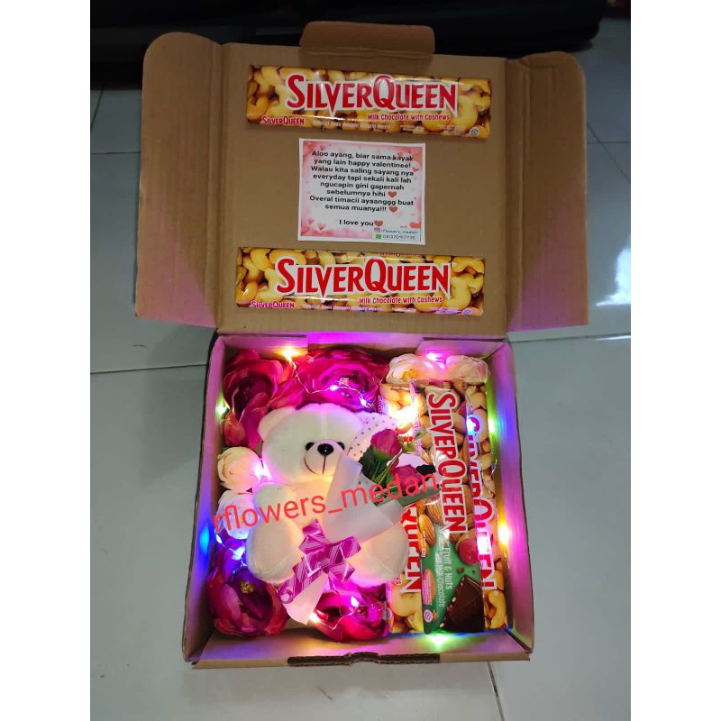 

hampers coklat silverquen kado valentine ulang tahun aniversery