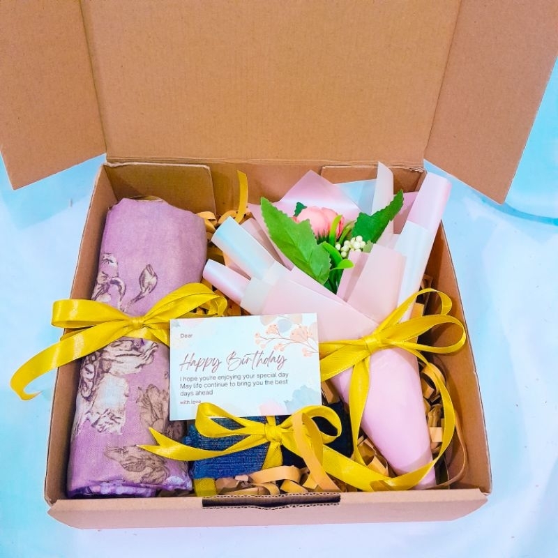 

Hampers Kado Hijab Kerudung Premium