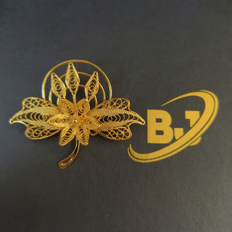 bros bunga lapis emas 24k sangan cocok buat di pakai harian dan acara resmi btos perak bros emas bro