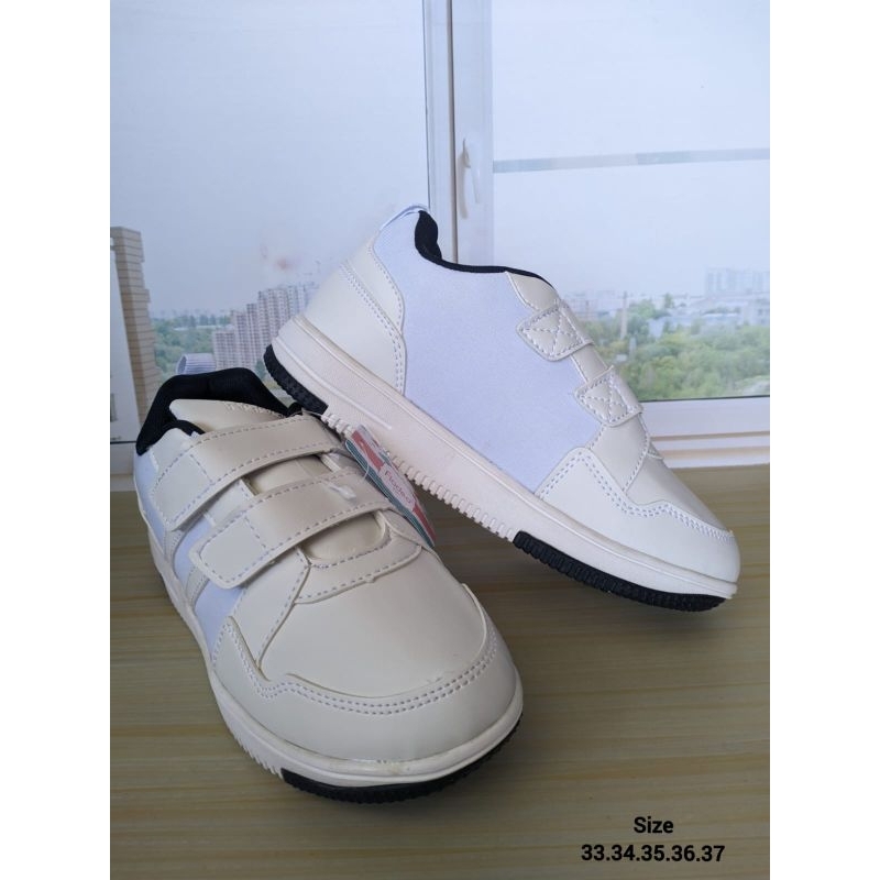 SEPATU FLADEO KIDS PUTIH