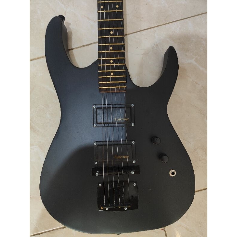 GITAR IBANEZ CUSTOM