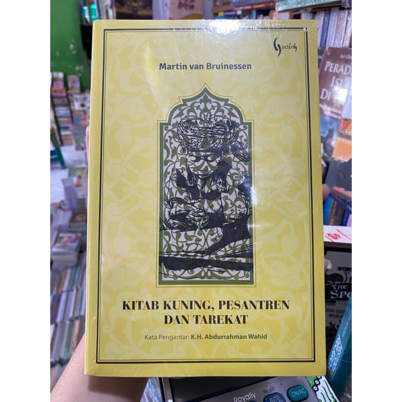 Kitab Kuning Pesantren dan Tarekat - Gading Origanal